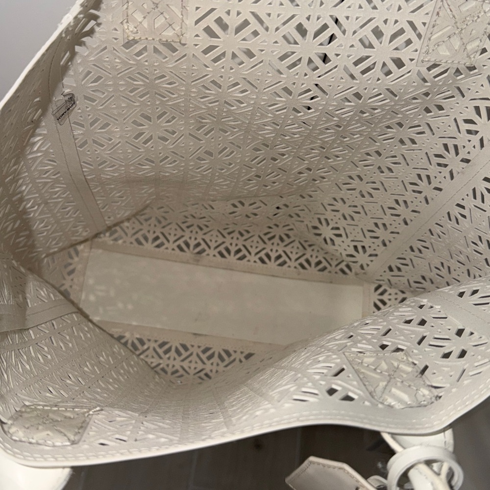 Tory Burch White Laser-Cut Leather Tote - Picture 3 of 8